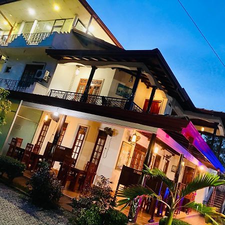 Montana Rest Hotel Anuradhapura Kültér fotó
