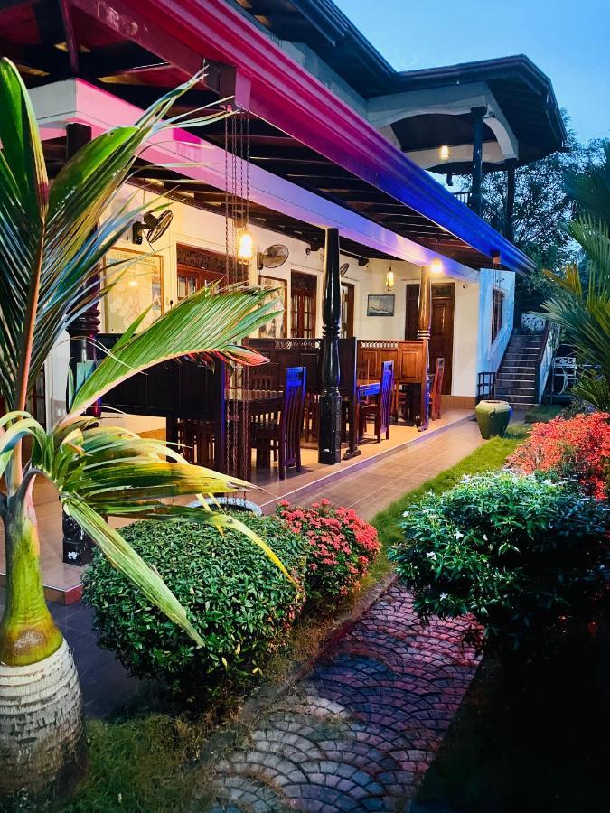Montana Rest Hotel Anuradhapura Kültér fotó