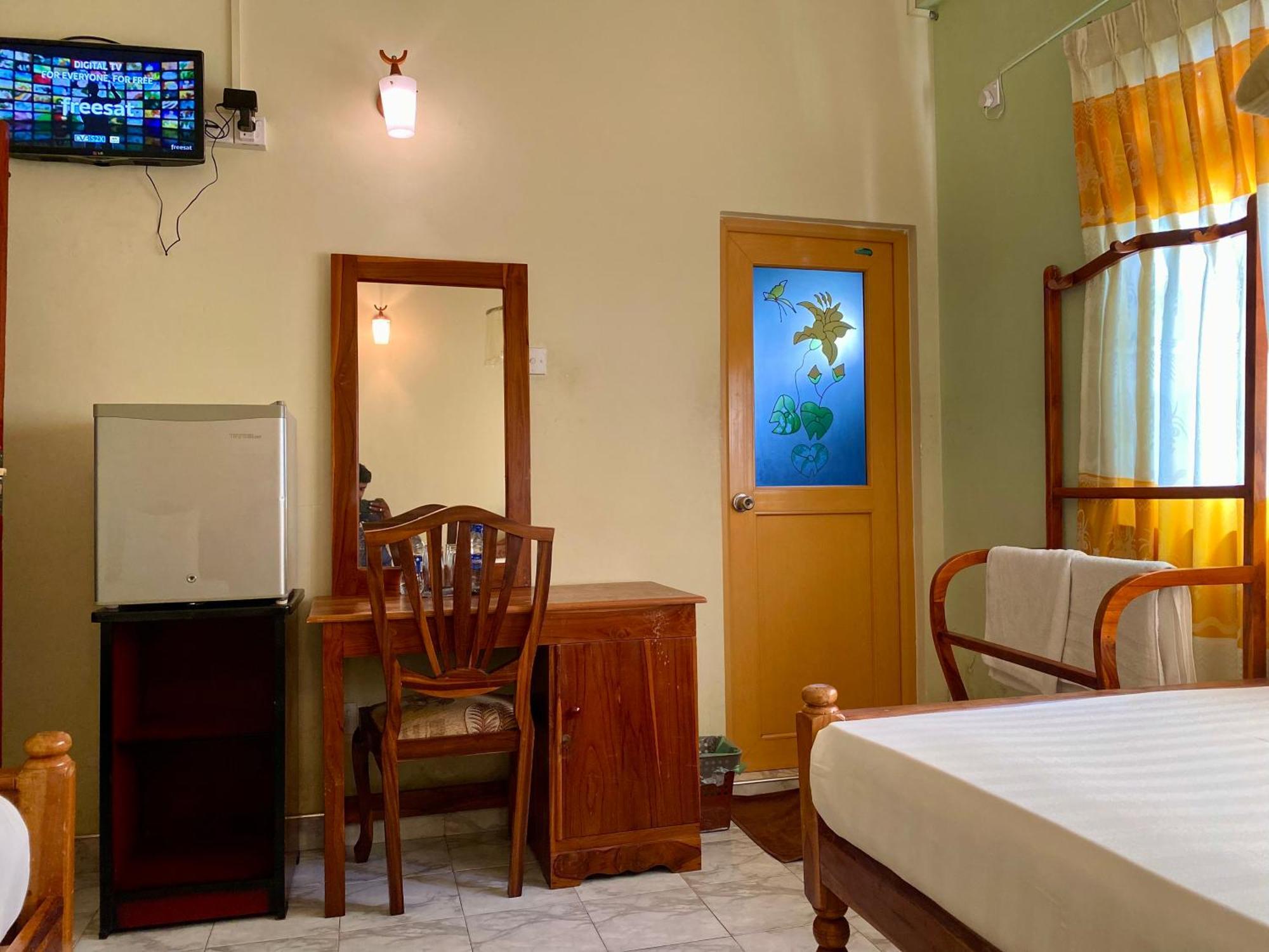 Montana Rest Hotel Anuradhapura Kültér fotó