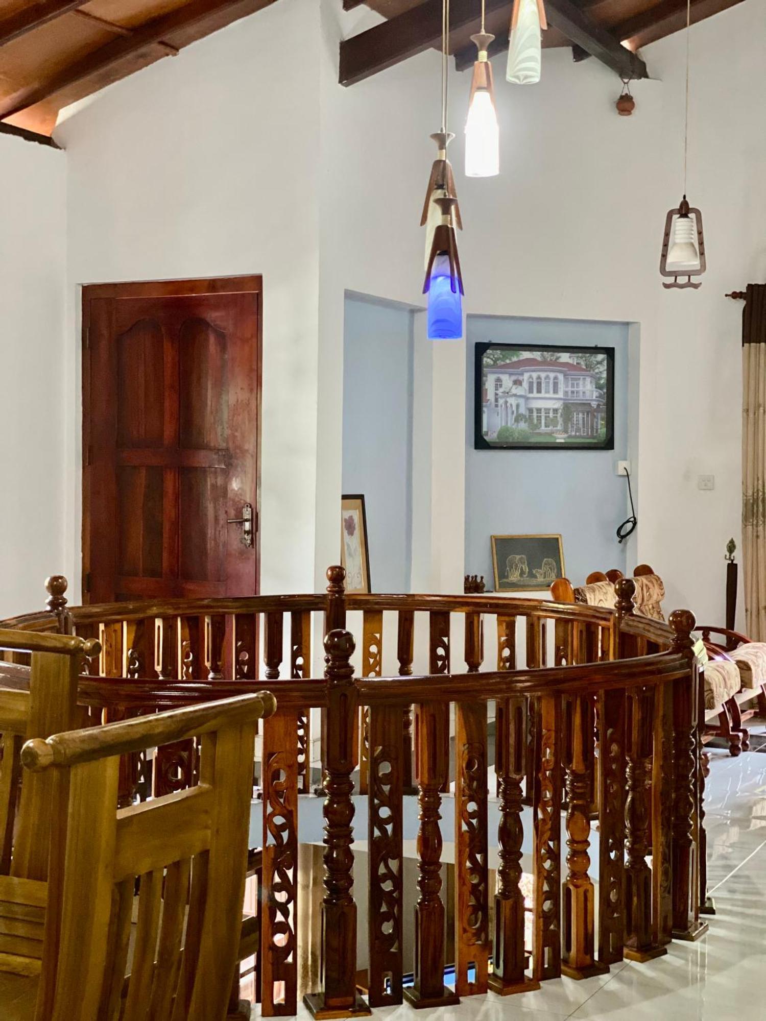 Montana Rest Hotel Anuradhapura Kültér fotó