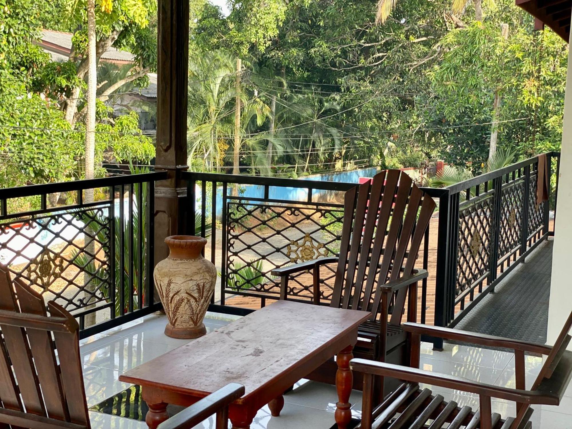 Montana Rest Hotel Anuradhapura Kültér fotó